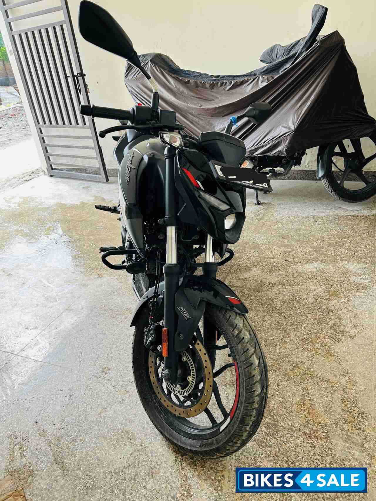 Bajaj Pulsar N160 Dual Channel ABS