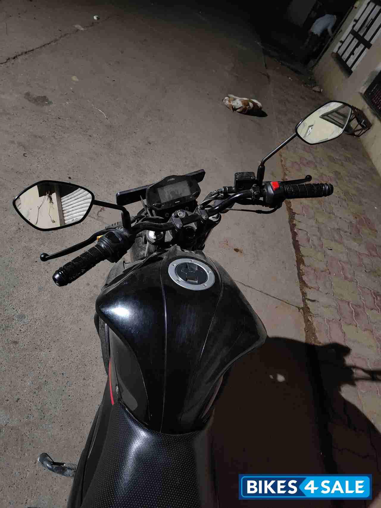 Black Suzuki Gixxer SF BS6 Black Suzuki Gixxer SF BS6