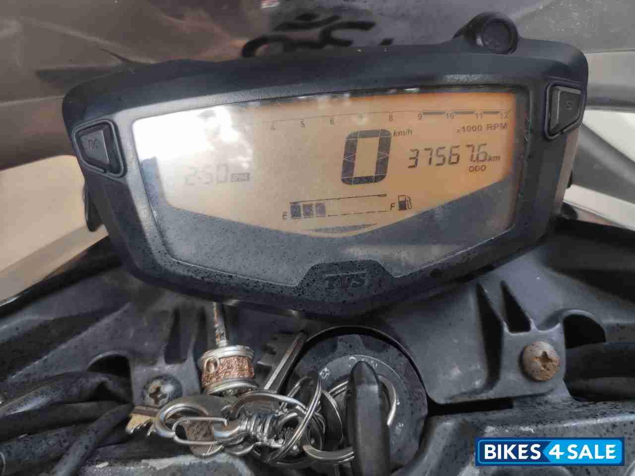 Black TVS Apache RTR 160 4V