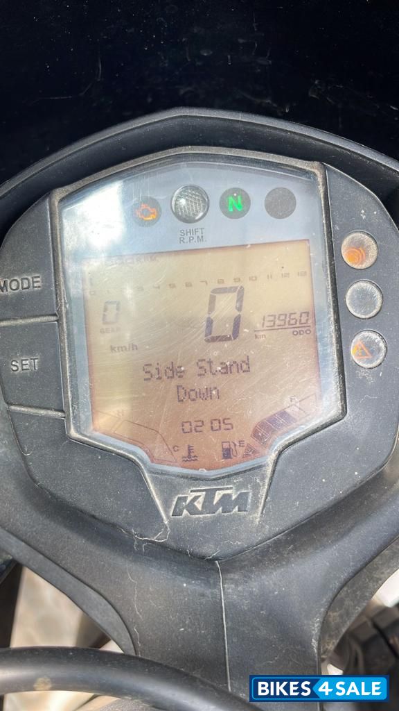 White Orange KTM RC 390