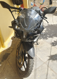 Pewter Grey Bajaj Pulsar RS 200 BS6