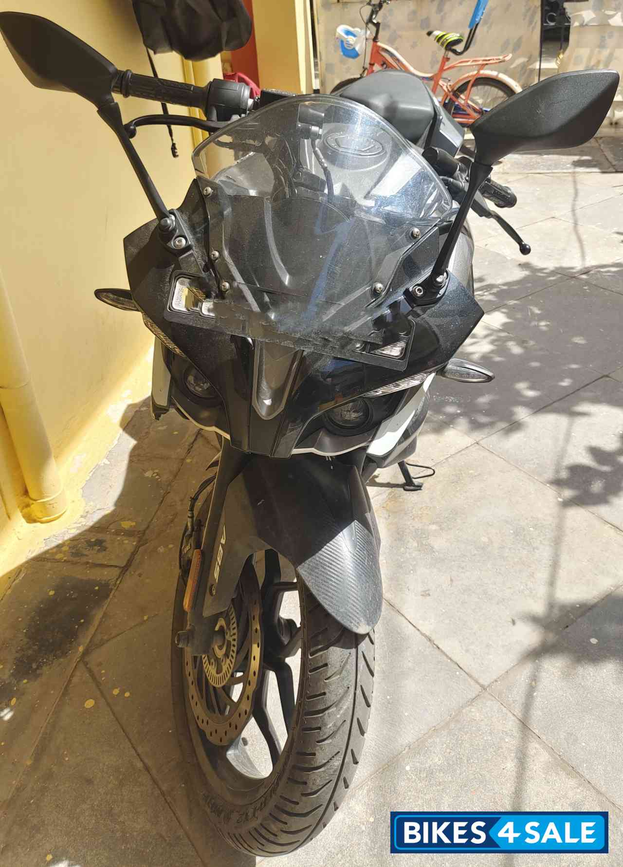 Pewter Grey Bajaj Pulsar RS 200 BS6 Pewter Grey Bajaj Pulsar RS 200 BS6
