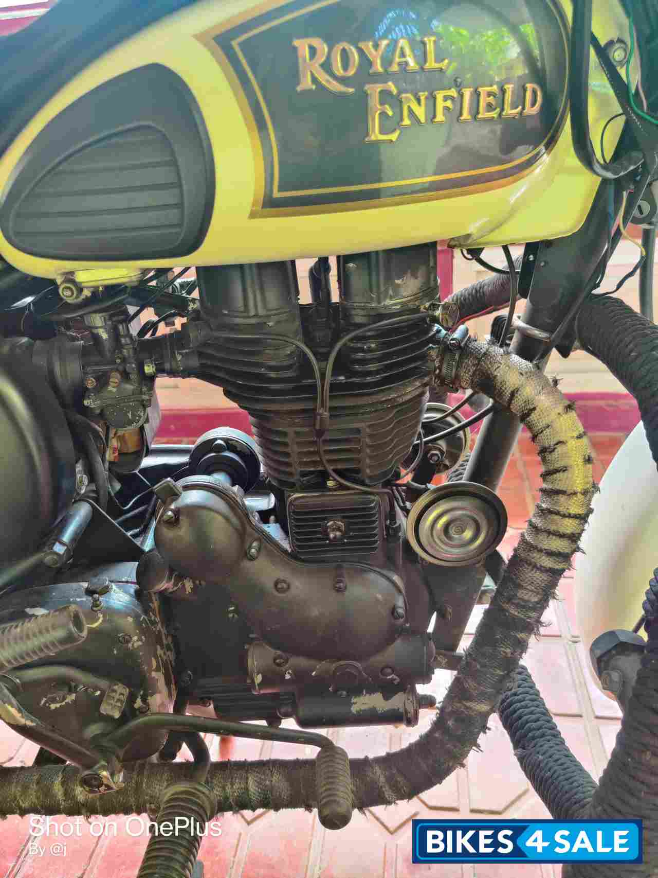 White Royal Enfield Bullet Standard 350