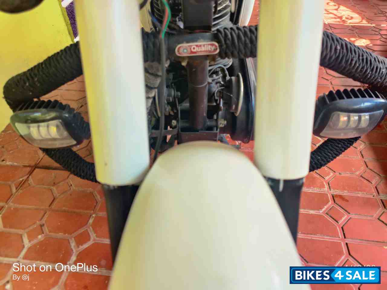 White Royal Enfield Bullet Standard 350