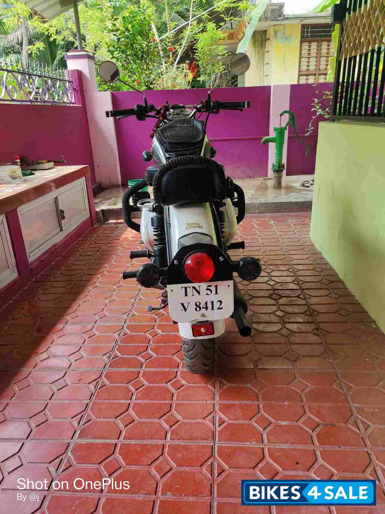 White Royal Enfield Bullet Standard 350