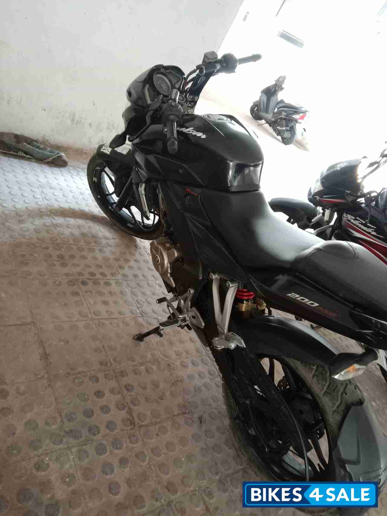 Bajaj Pulsar 200 NS
