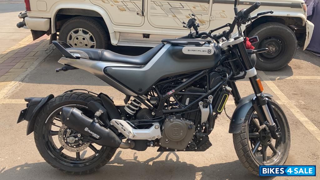 Husqvarna Svartpilen 250