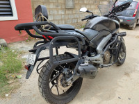 Matte Black Bajaj Dominar 400