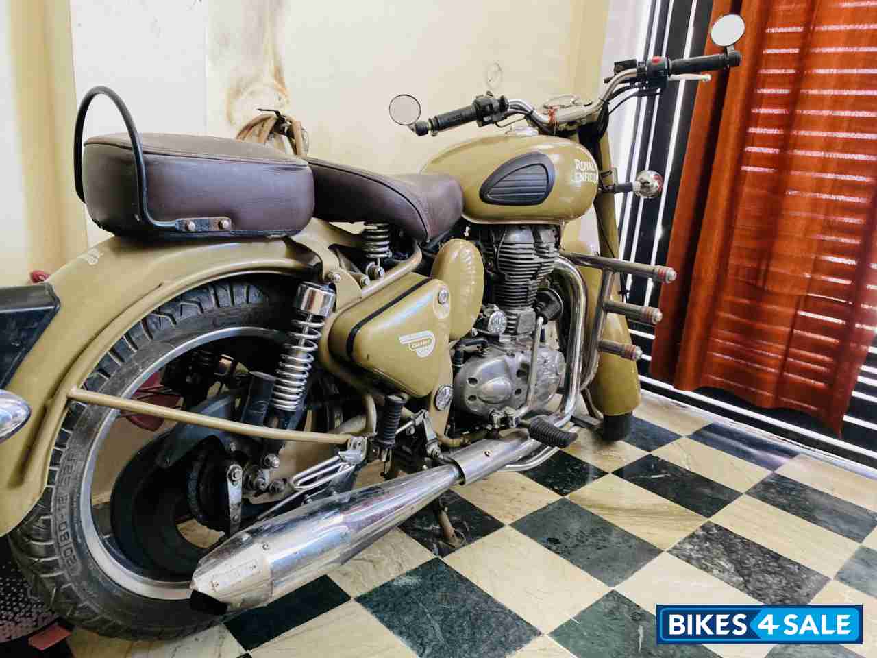 Royal Enfield Classic Desert Storm