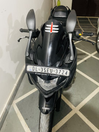 Black Suzuki Gixxer SF BS6