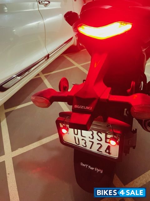 Black Suzuki Gixxer SF BS6