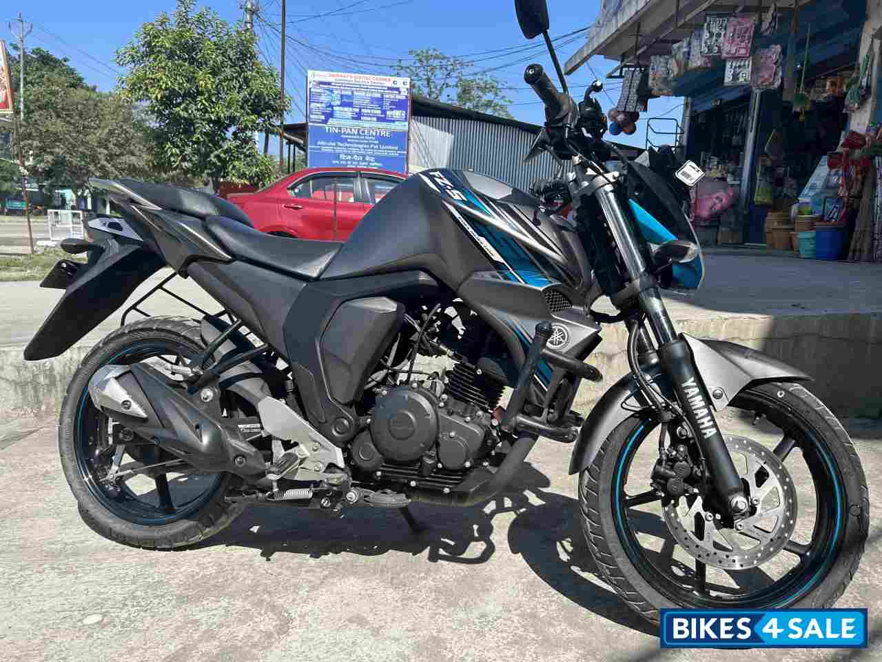 H Grey Yamaha FZ-S FI V2