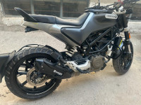 Husqvarna Svartpilen 250