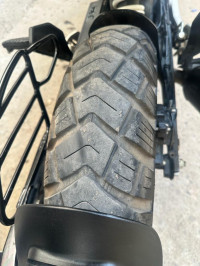 Husqvarna Svartpilen 250