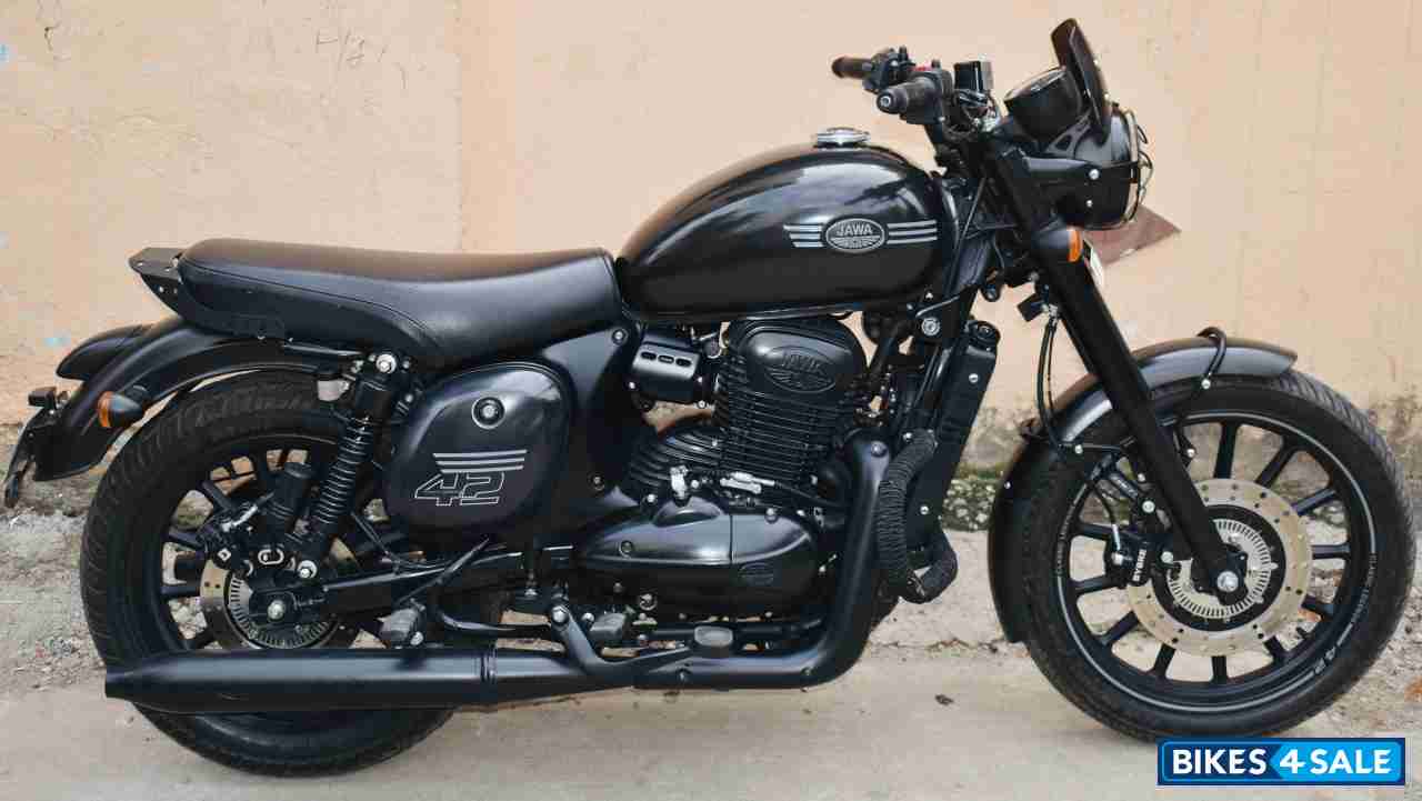Black Jawa 42 Dual Channel ABS AllStar Black