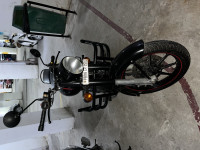 Royal Enfield Classic Stealth Black