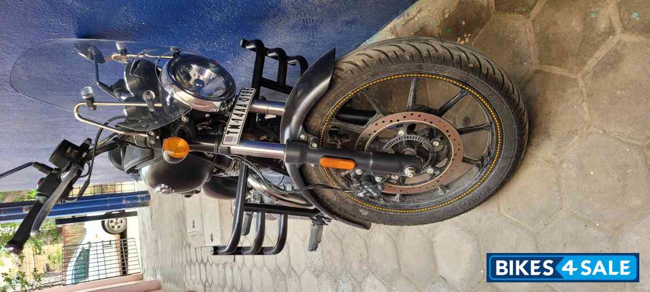 Royal Enfield Meteor 350 Stellar