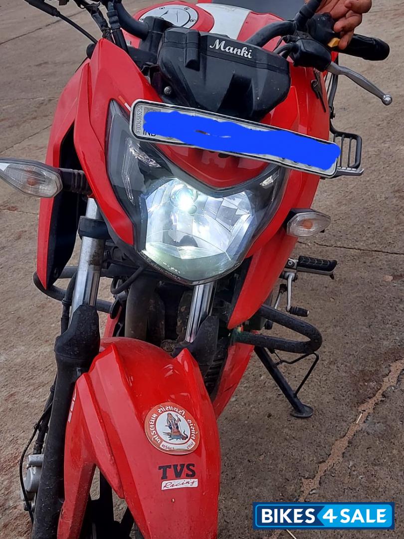TVS Apache RTR 160 4V