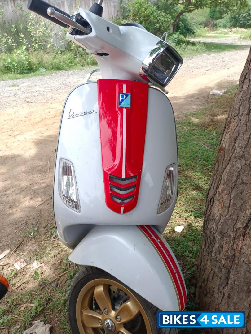 Vespa Racing Sixties 150
