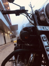 Black Royal Enfield Bullet 350 KS BS6