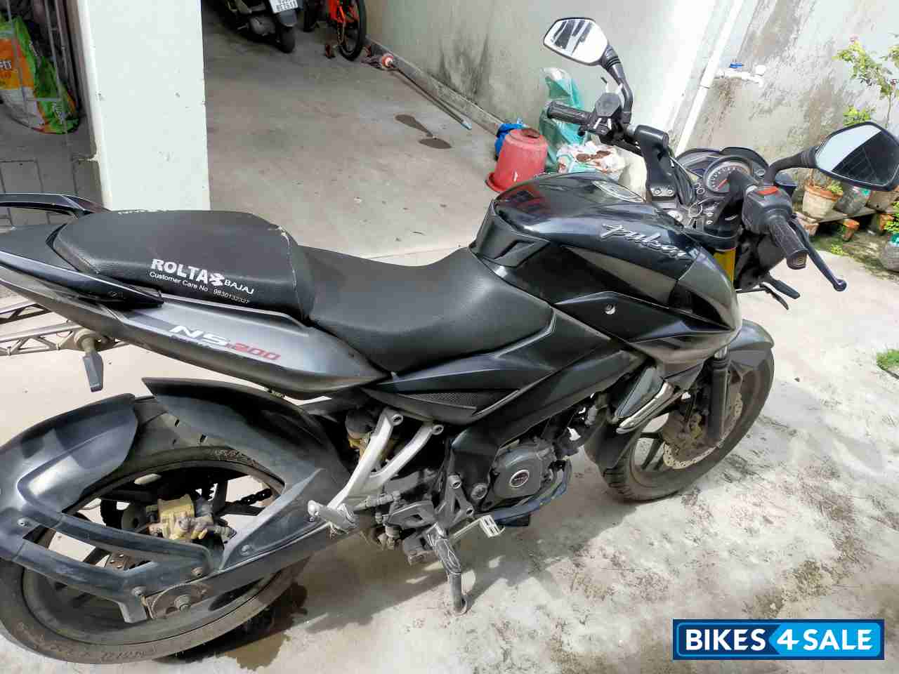 Bajaj Pulsar 200 NS