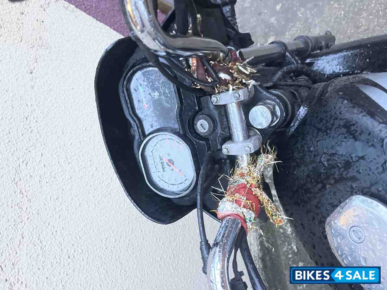 Bajaj Platina 100 ES Bajaj Platina 100 ES