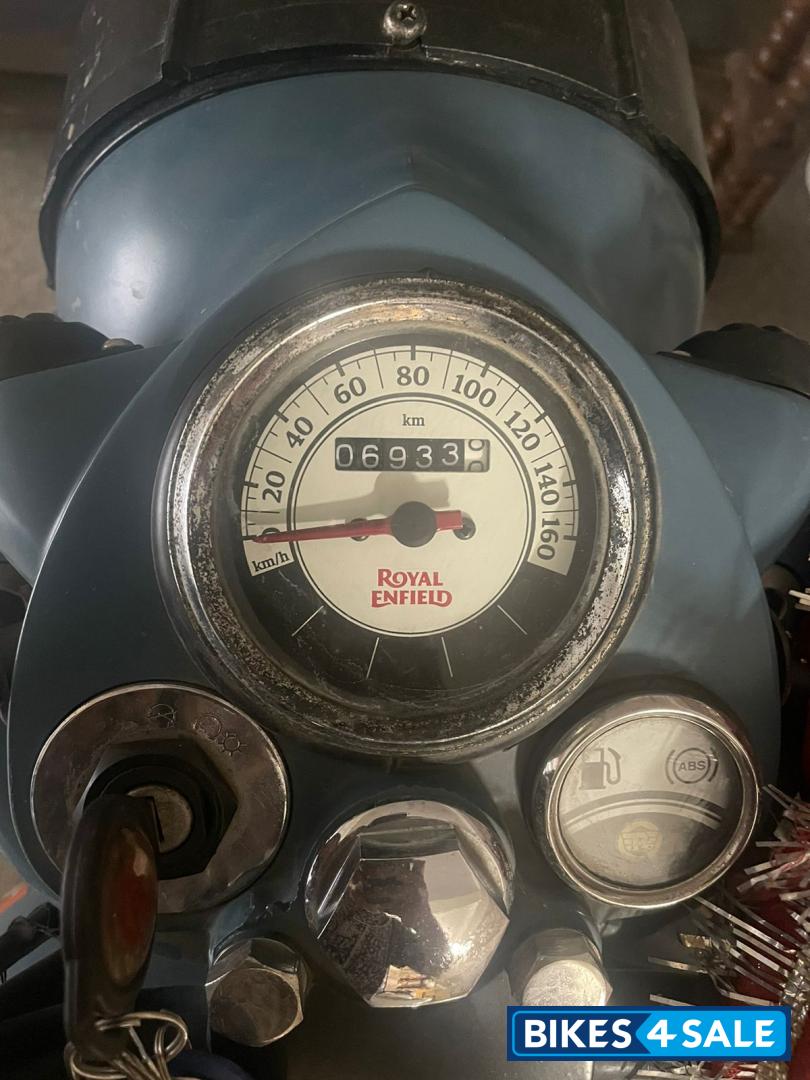 Royal Enfield Classic Signals Airborne Blue