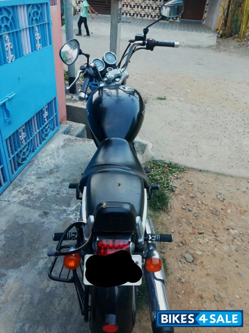 Black Royal Enfield Thunderbird 350