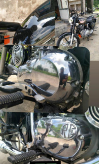Black Royal Enfield Bullet Standard 350