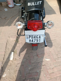 Black Royal Enfield Bullet Standard 350