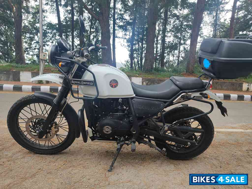 White Royal Enfield Himalayan