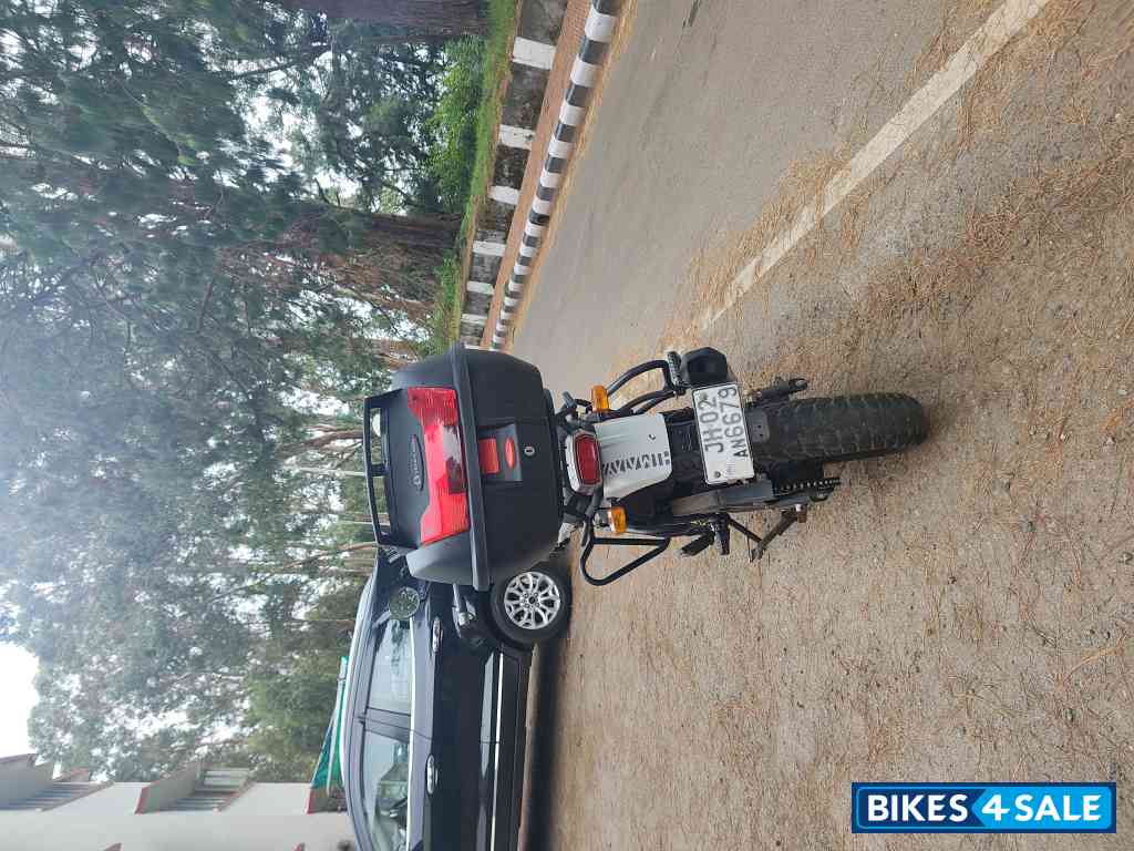 White Royal Enfield Himalayan