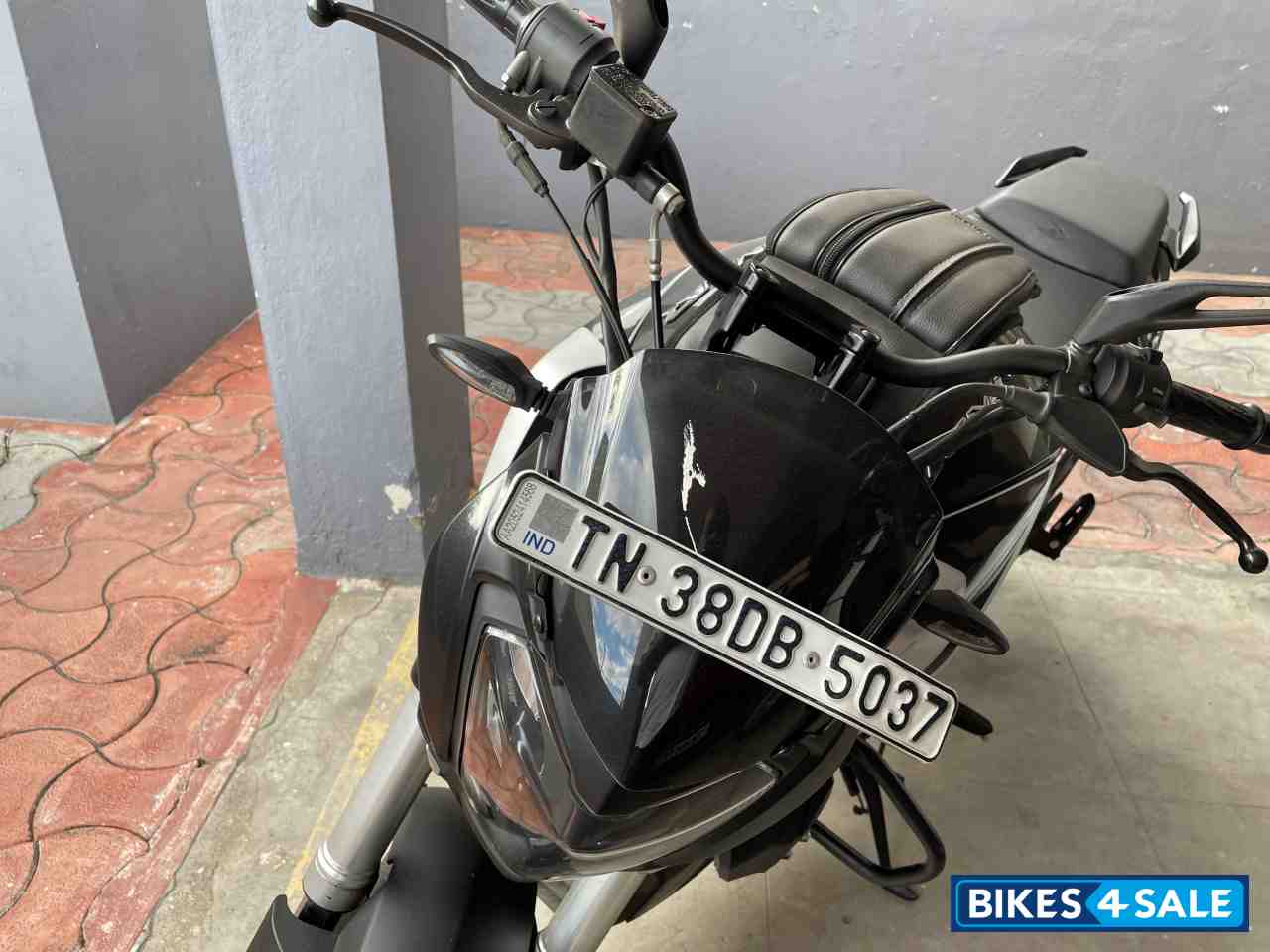 Black Grey Bajaj Dominar 250 2022