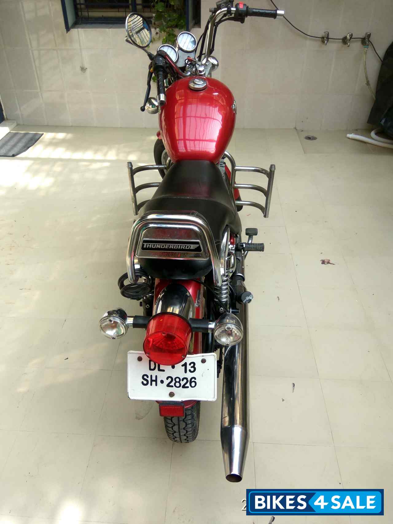 Red Royal Enfield Thunderbird 350