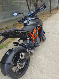 KTM Duke 390 2022