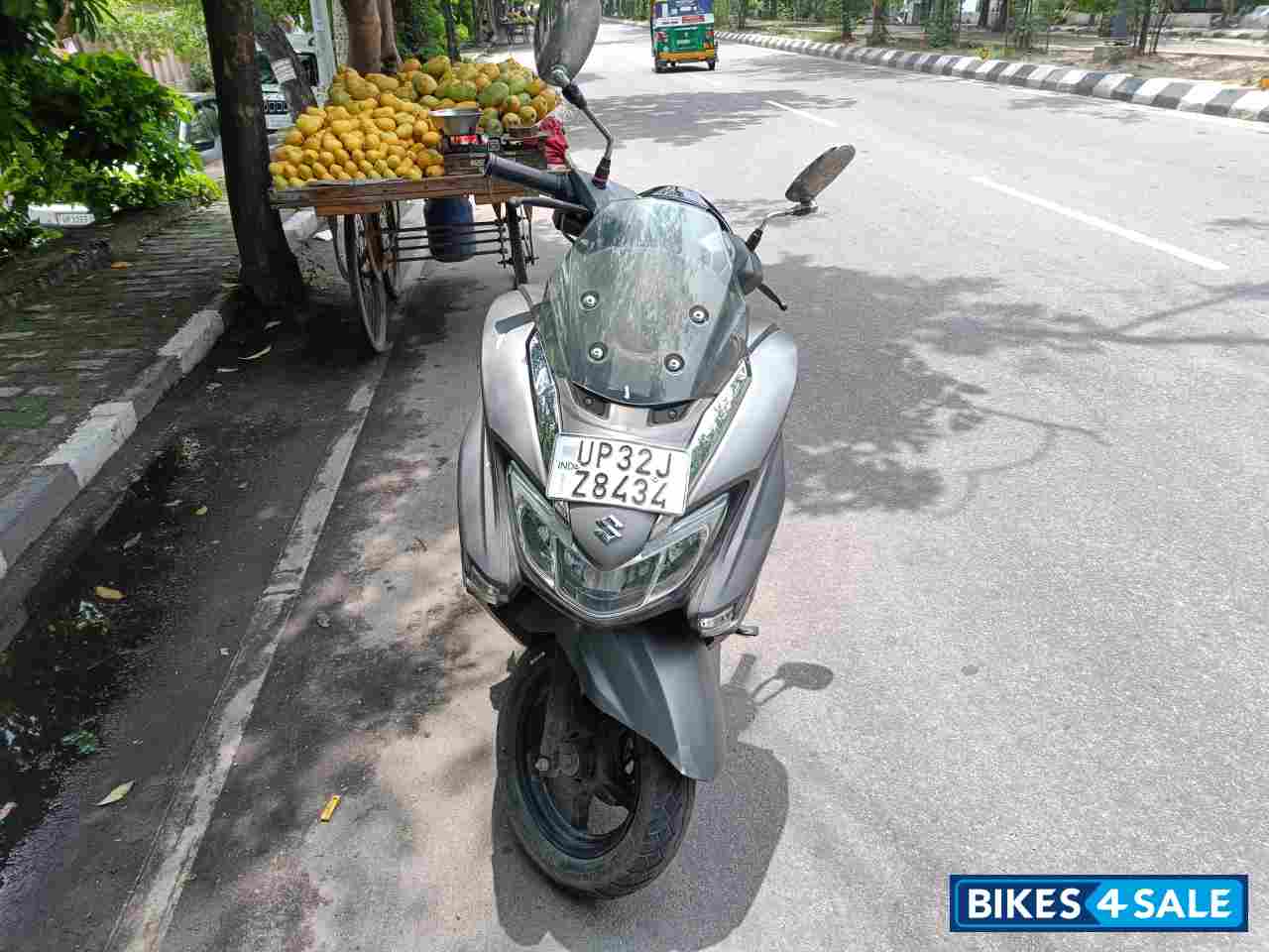 Suzuki Burgman Street