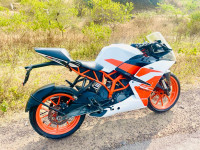 KTM RC 200 2017 Model