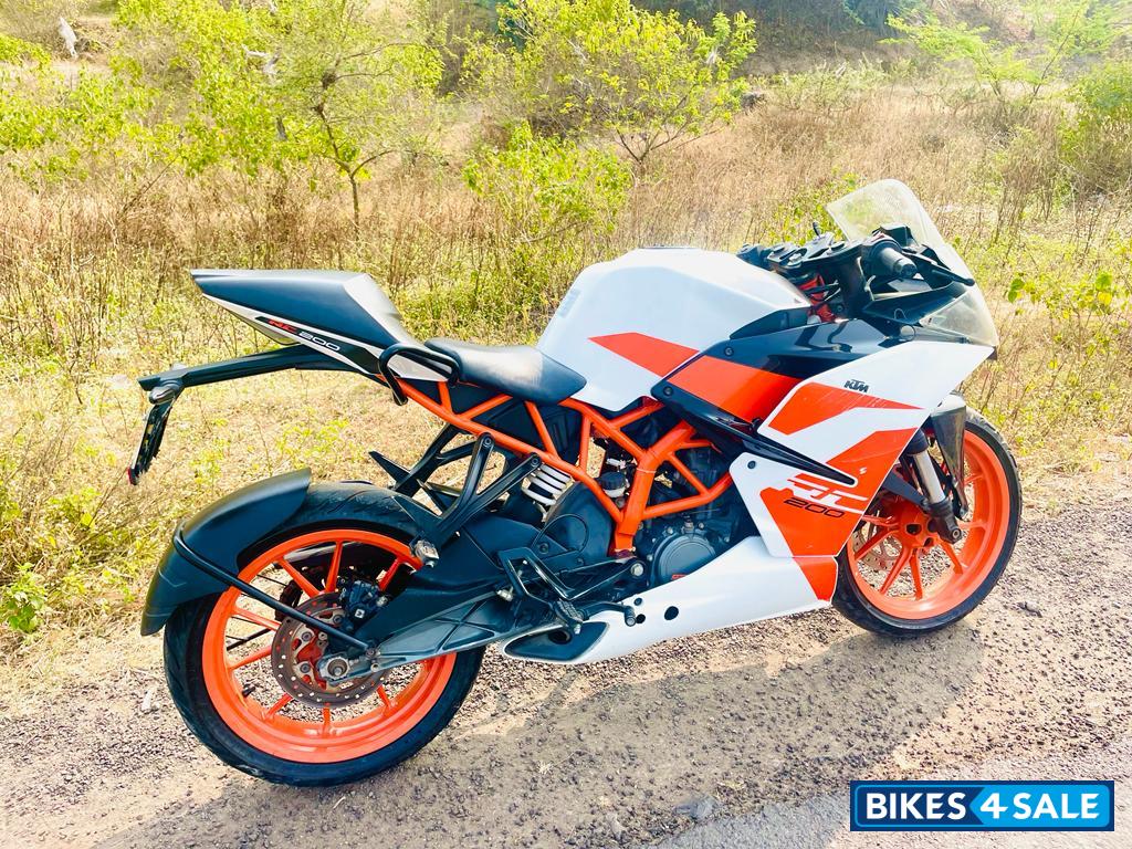 KTM RC 200