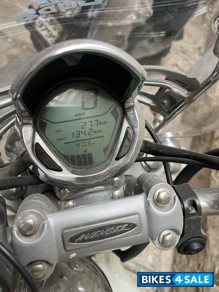 Bajaj Avenger Cruise 220