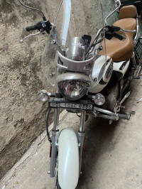 Bajaj Avenger Cruise 220