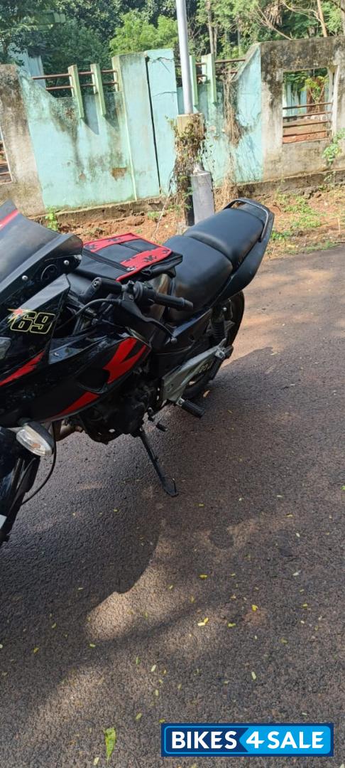 Black Bajaj Pulsar 220 DTSi