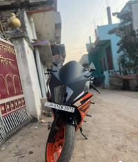 KTM RC 200 2022