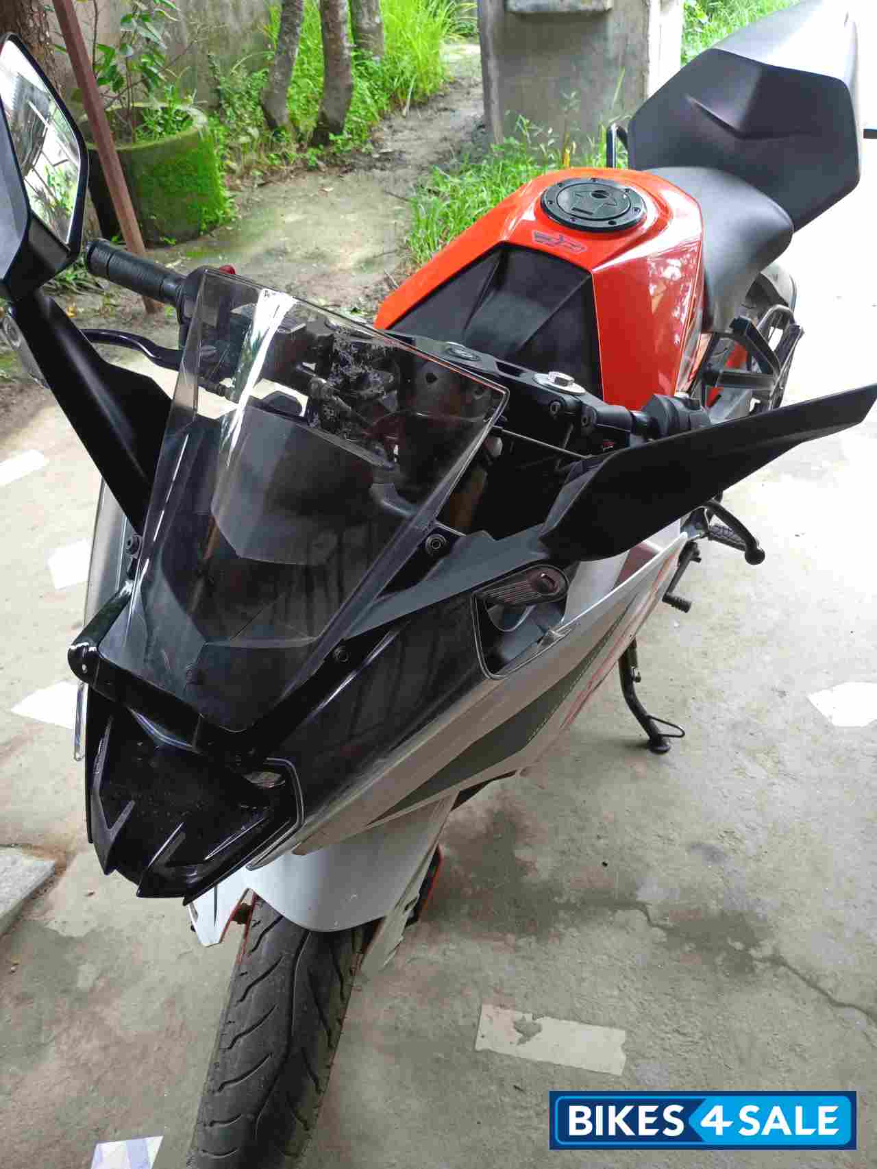 Orang KTM RC 125 2020