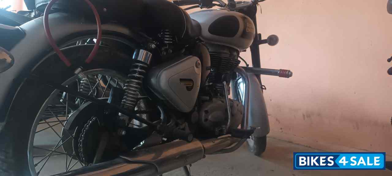Royal Enfield Classic 350
