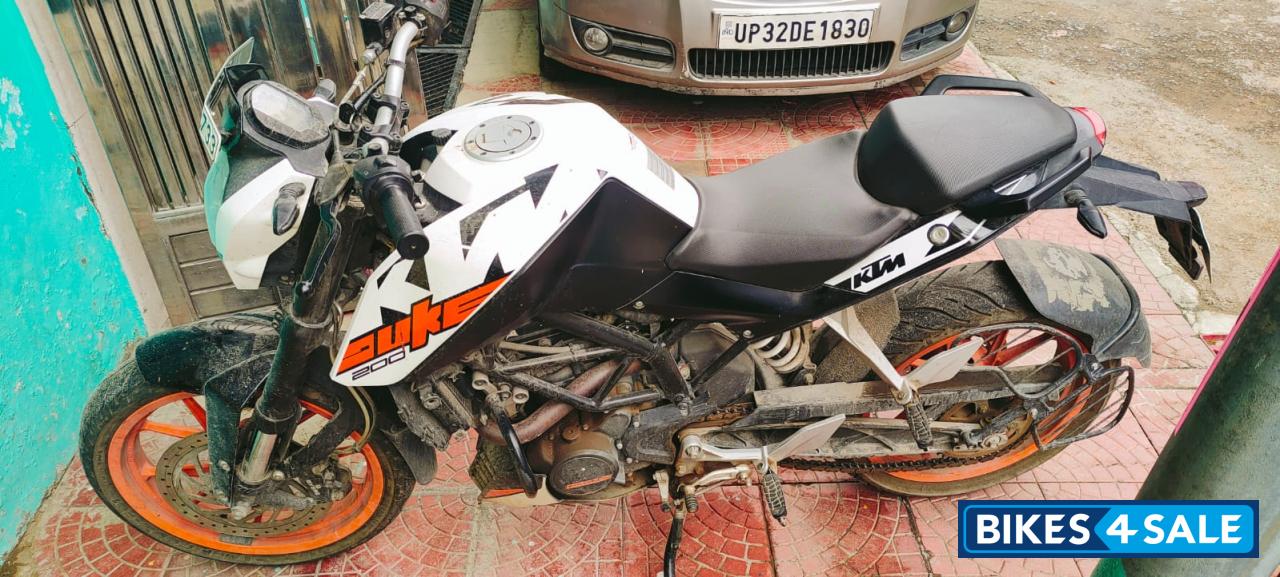 KTM Duke 200