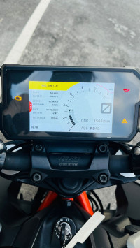 Silver Metallic KTM Duke 390 BS6