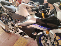 Yamaha R15M