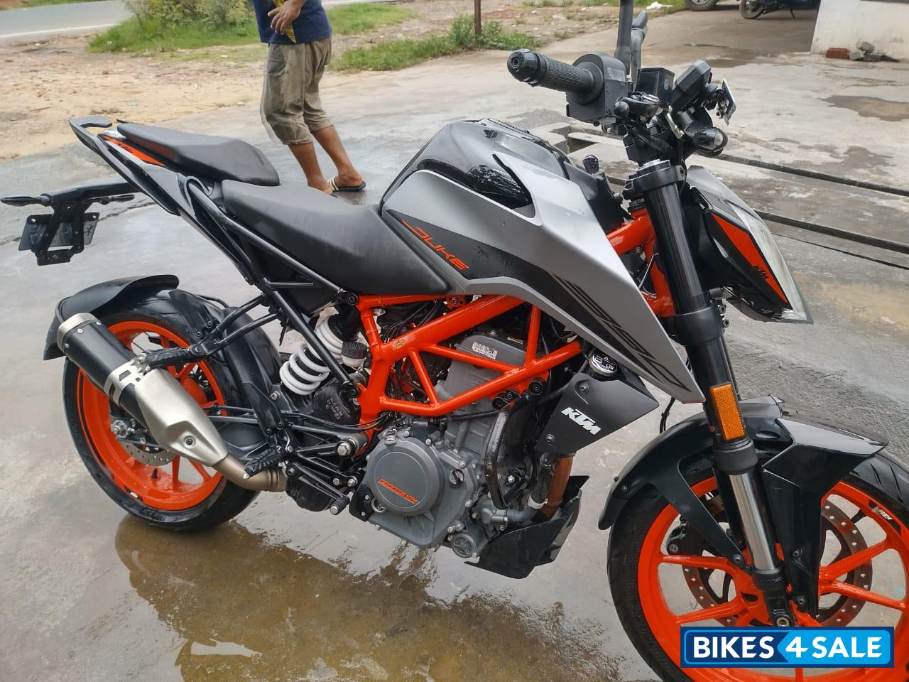 KTM Duke 390 BS6 KTM Duke 390 BS6
