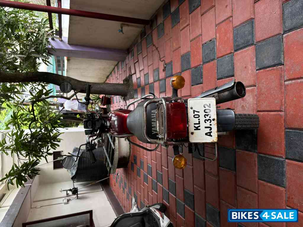 Wine Red Yamaha RX 135