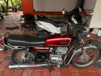 Wine Red Yamaha RX 135